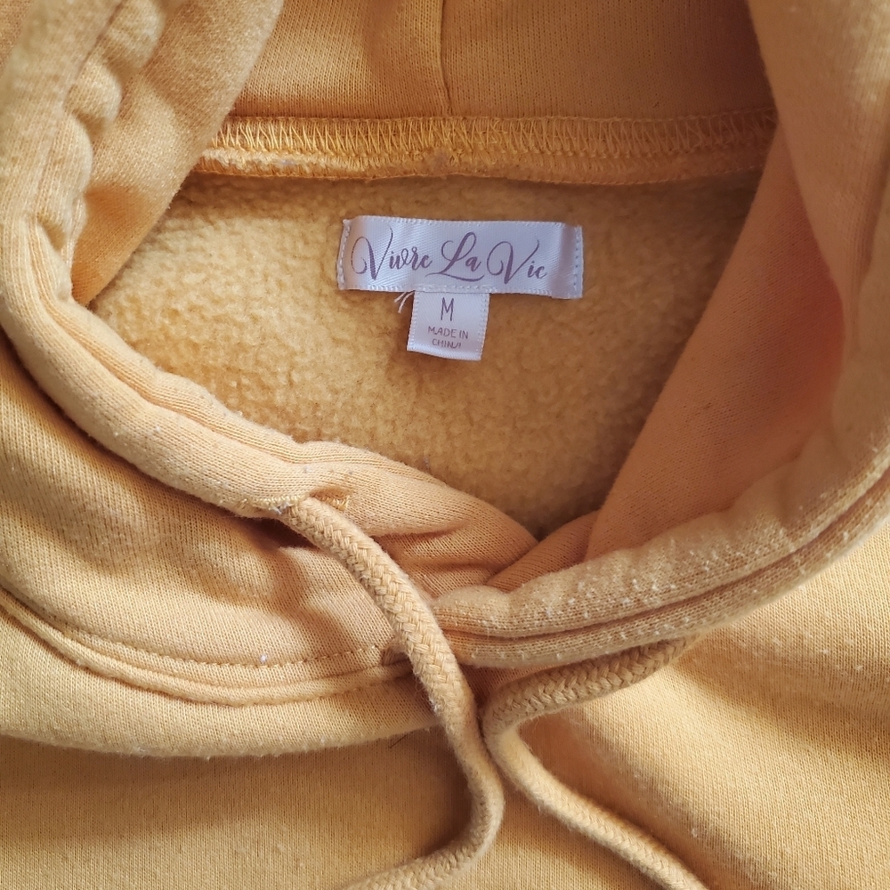 Cute Yellow Sweater - Picture 3 of 9